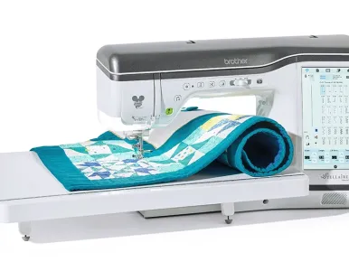 M&aacute;quina de bordar y coser brother XJ2 stellaire disney