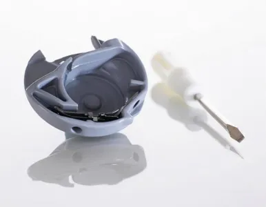 Caja de bobinas PFAFF creative (J)