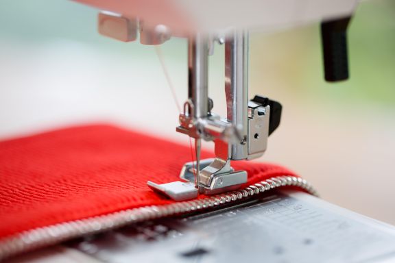 Maquina de coser elna 530