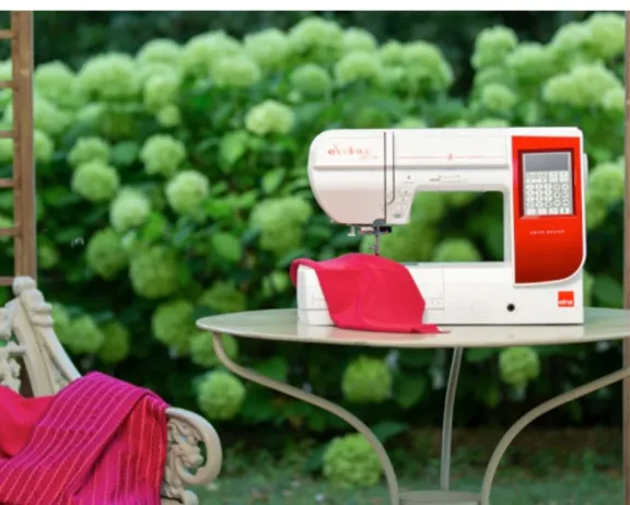 Maquina de coser elna 680+