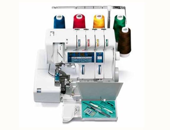 Remalladora recubridora Elna 845 overlock