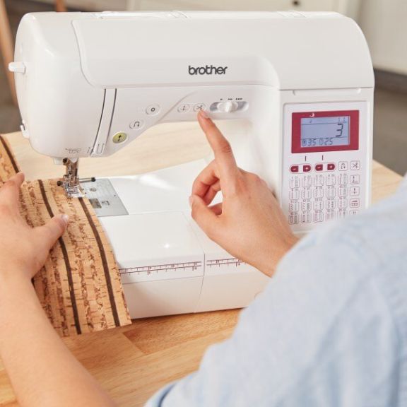 maquina de coser electronica Brother innovis F400