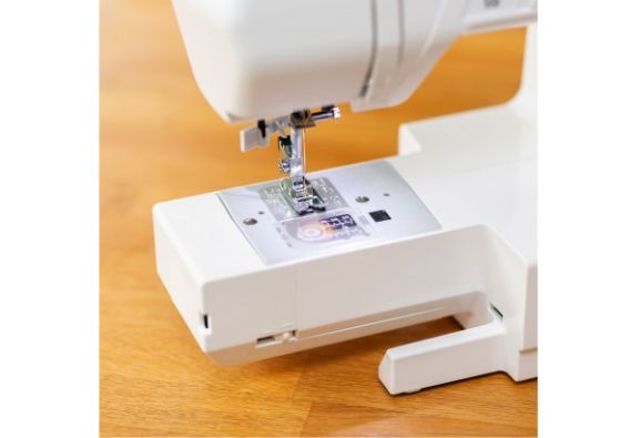Maquina de coser elna experience 450