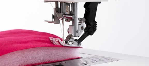 Maquina de coser Pfaff Ambition 630