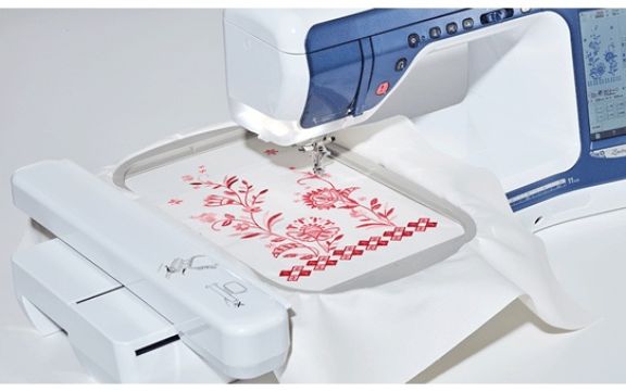 Maquina de coser y bordar Brother V5LE
