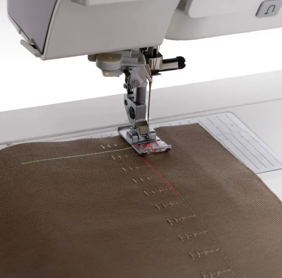Pfaff Icon 3 maquina de coser bordar y patchwork