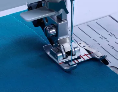 Prensatelas con gu&iacute;a de costura para PFAFF